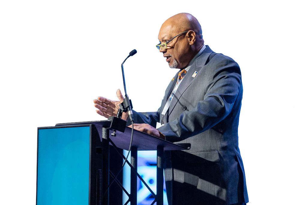 Everton Henriques at the Podium